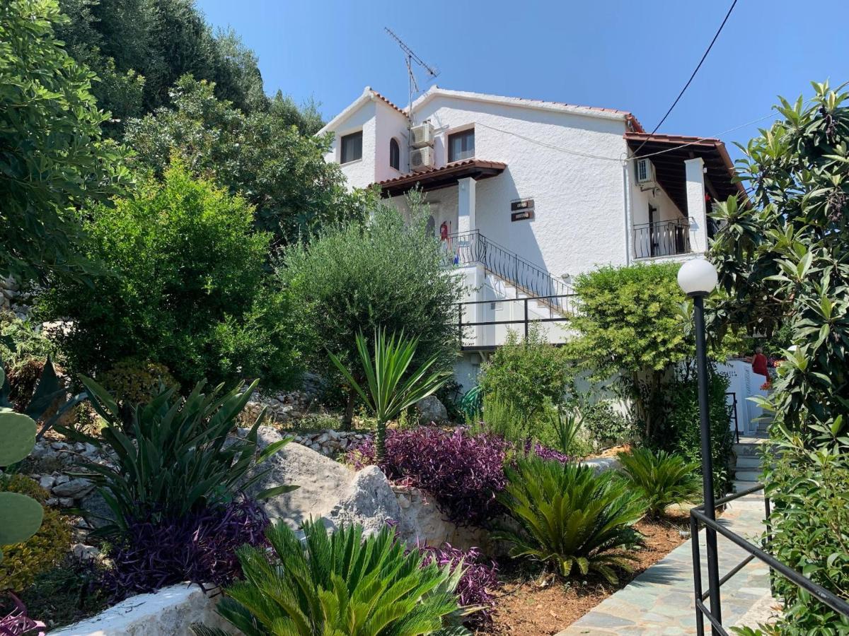 Villa Perris Studios Касиопи Екстериор снимка