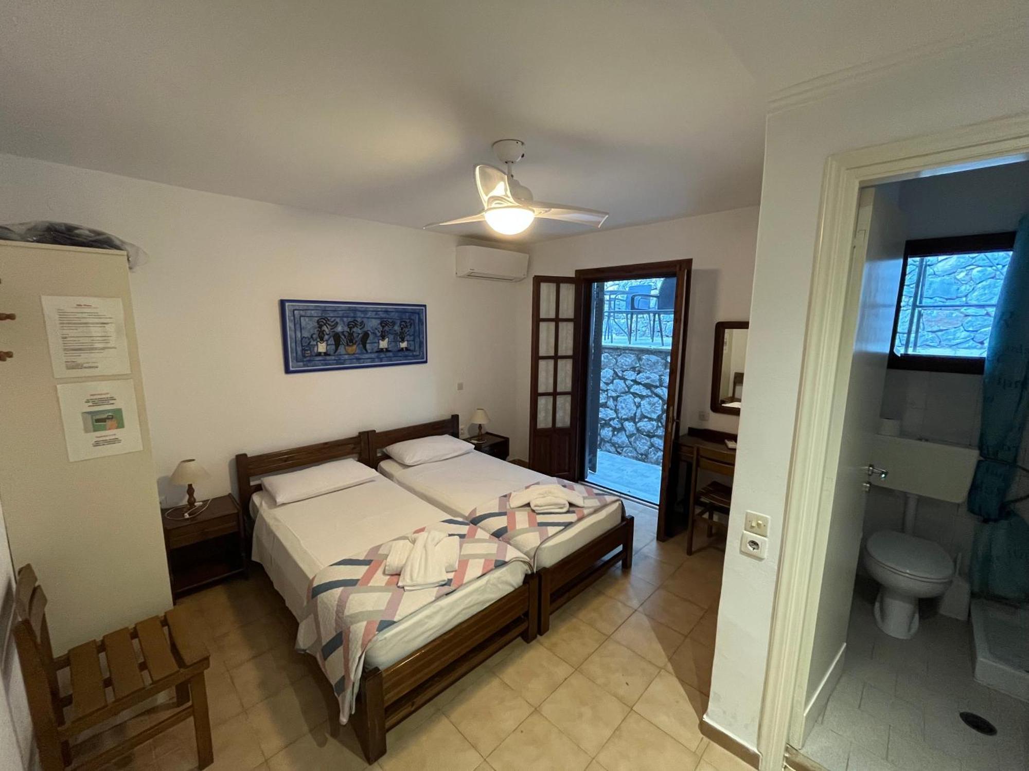Villa Perris Studios Касиопи Екстериор снимка